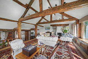 Sitting room- click for photo gallery